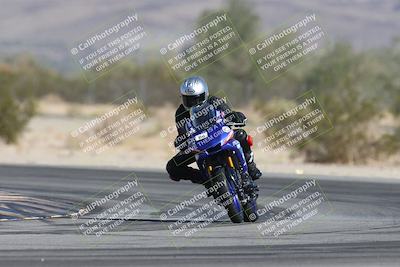 media/Oct-30-2025-Racers Edge (Thu) [[dabbdaf680]]/3-B Group/Session 1 (Turn 5)/